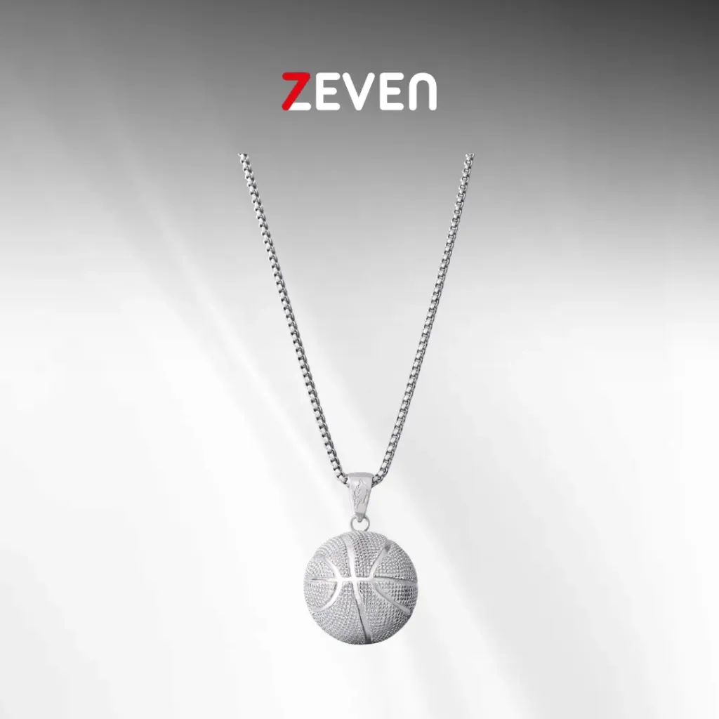 Collar con dije de balón de baloncesto. Plata.