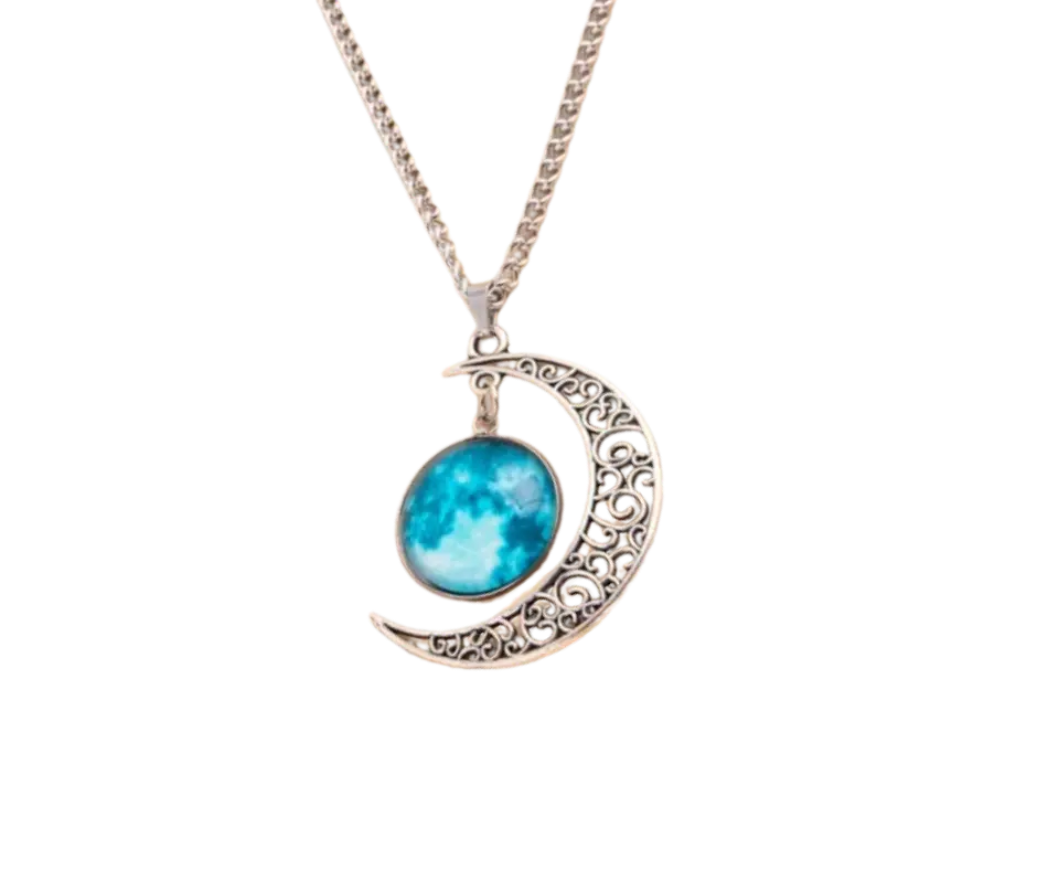 Collar Luna Creciente con Dije Celeste y Detalles Filigrana