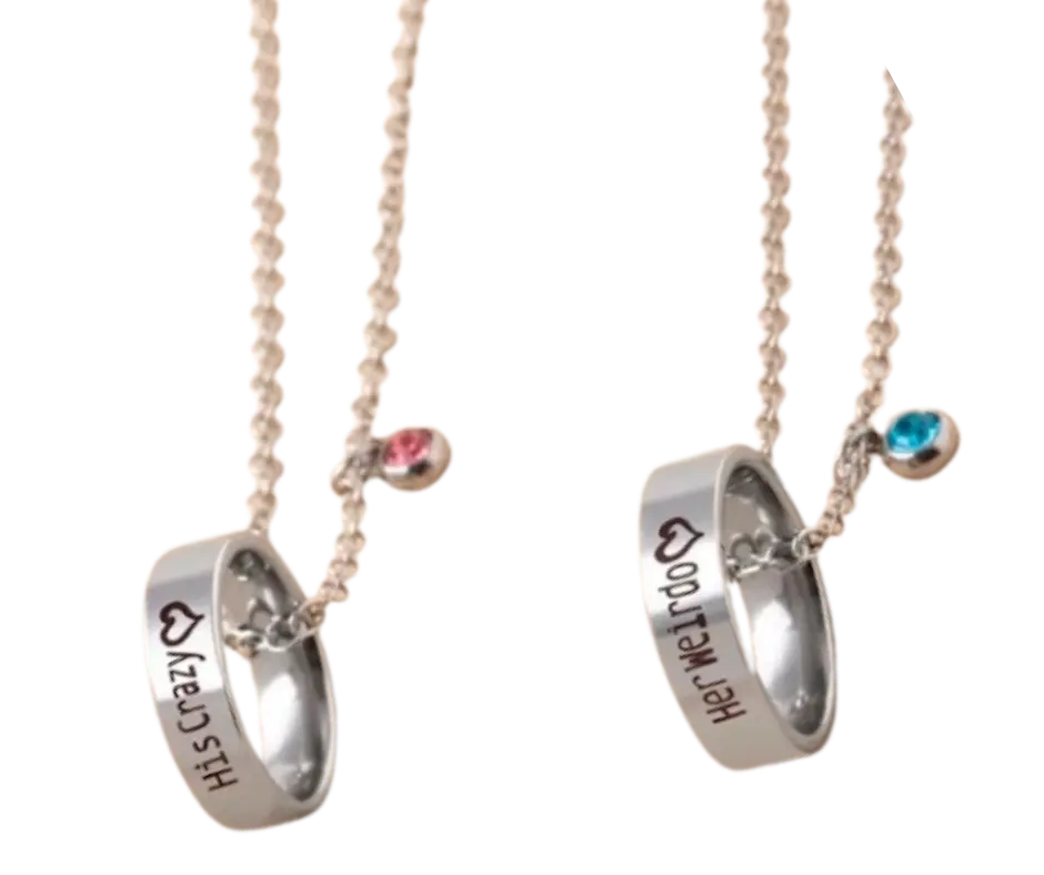 Set de collares con dije de anillo