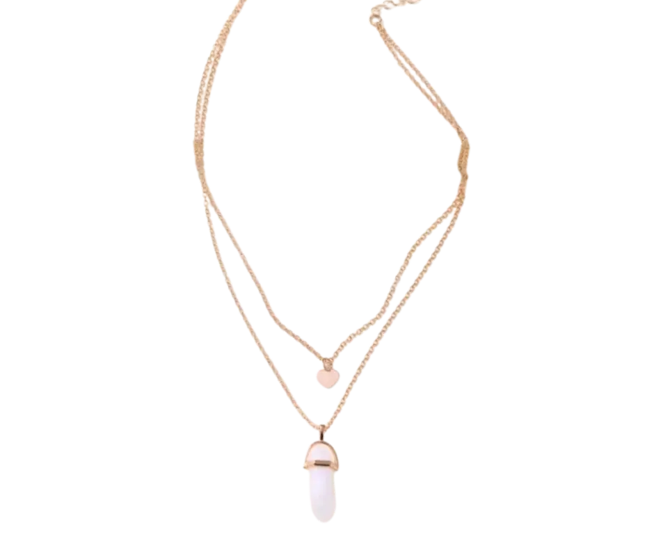 Set de collar con cuarzo blanco y dije de corazón
