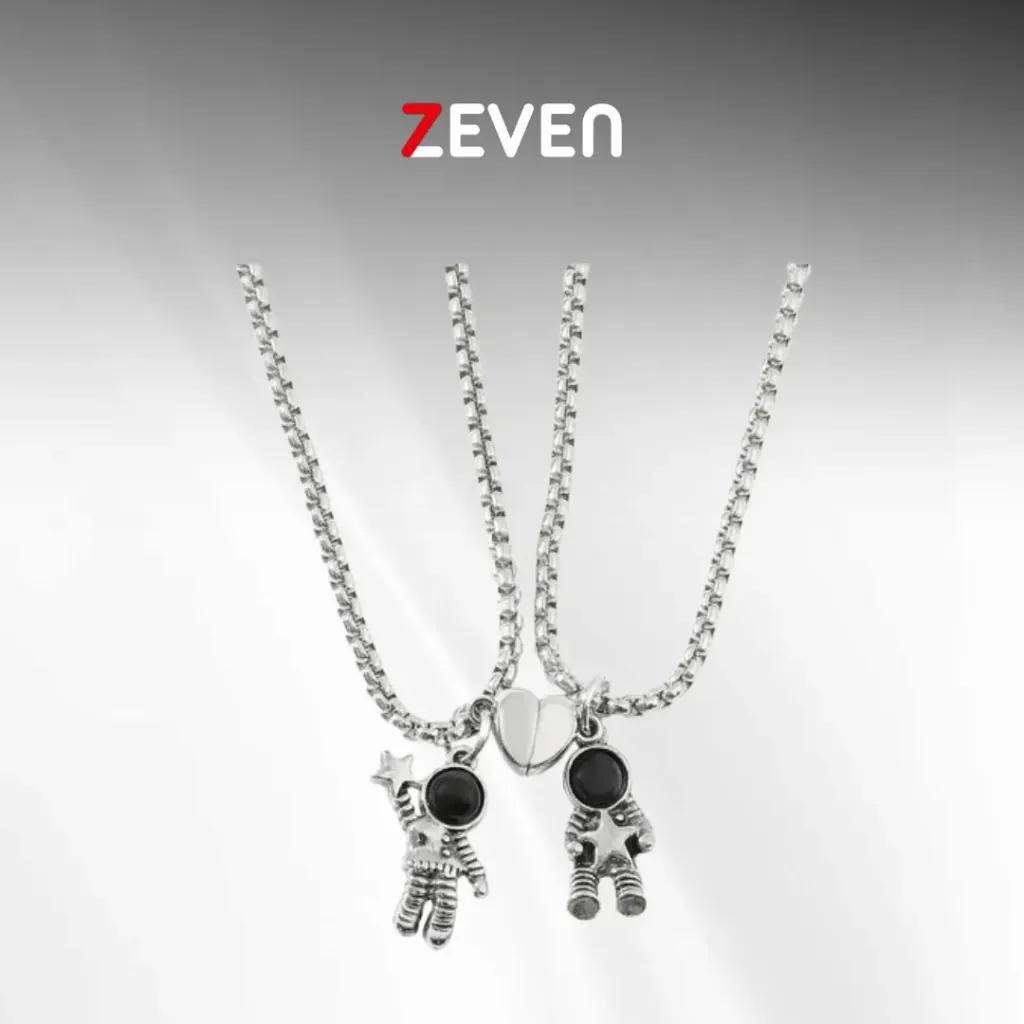 [CD0018] Set de collares con dije de astronauta y corazón
