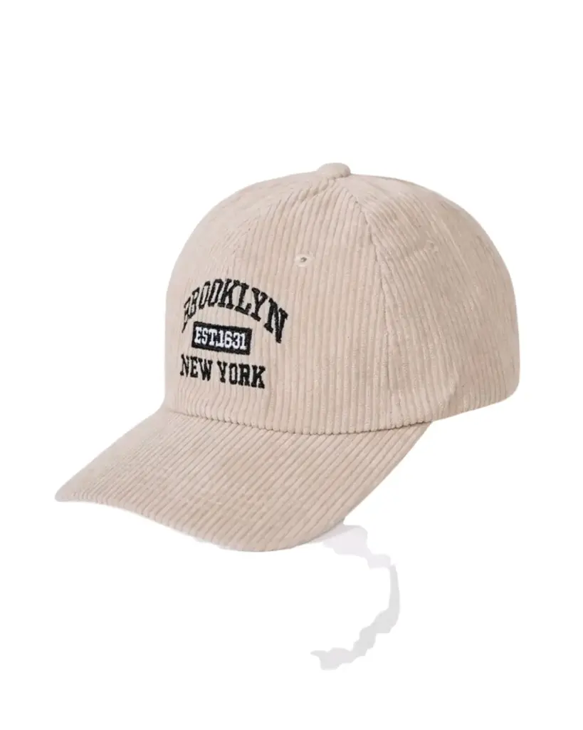 Gorra beige con viñeta de BROOKLYN