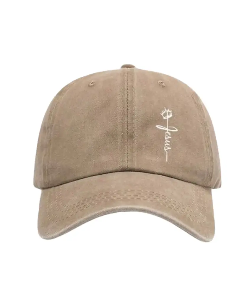Gorra beige con frase de Jesus