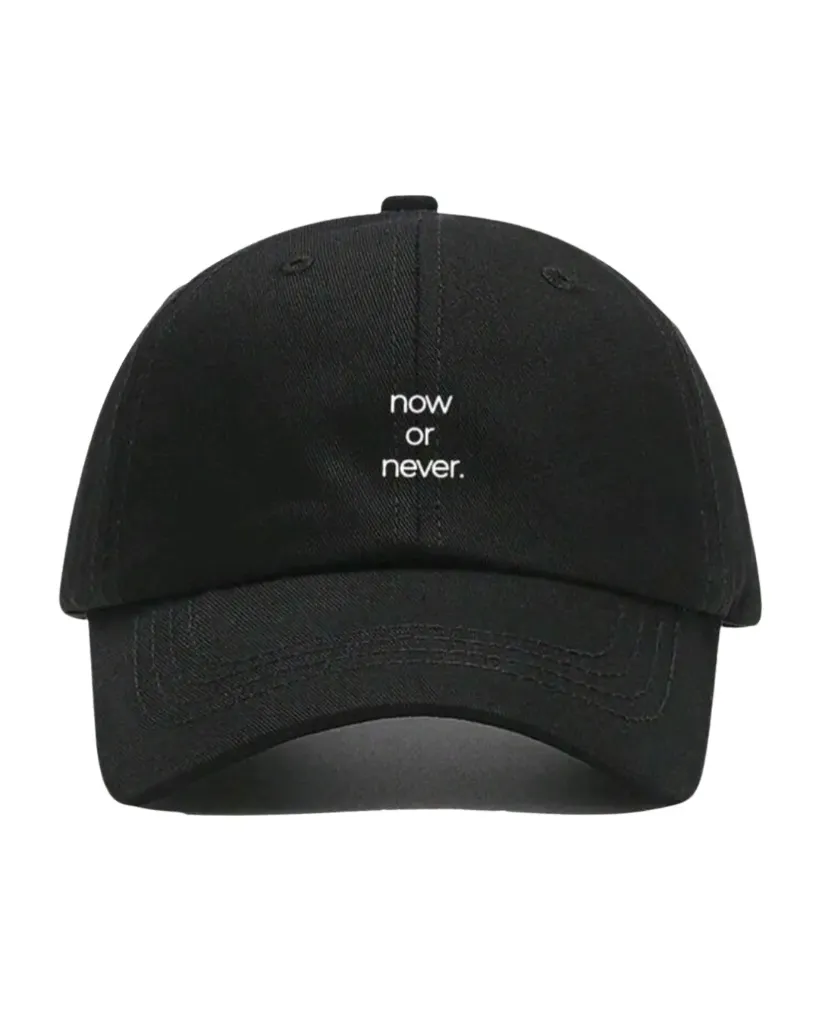 Gorra negra NOW OR NEVER