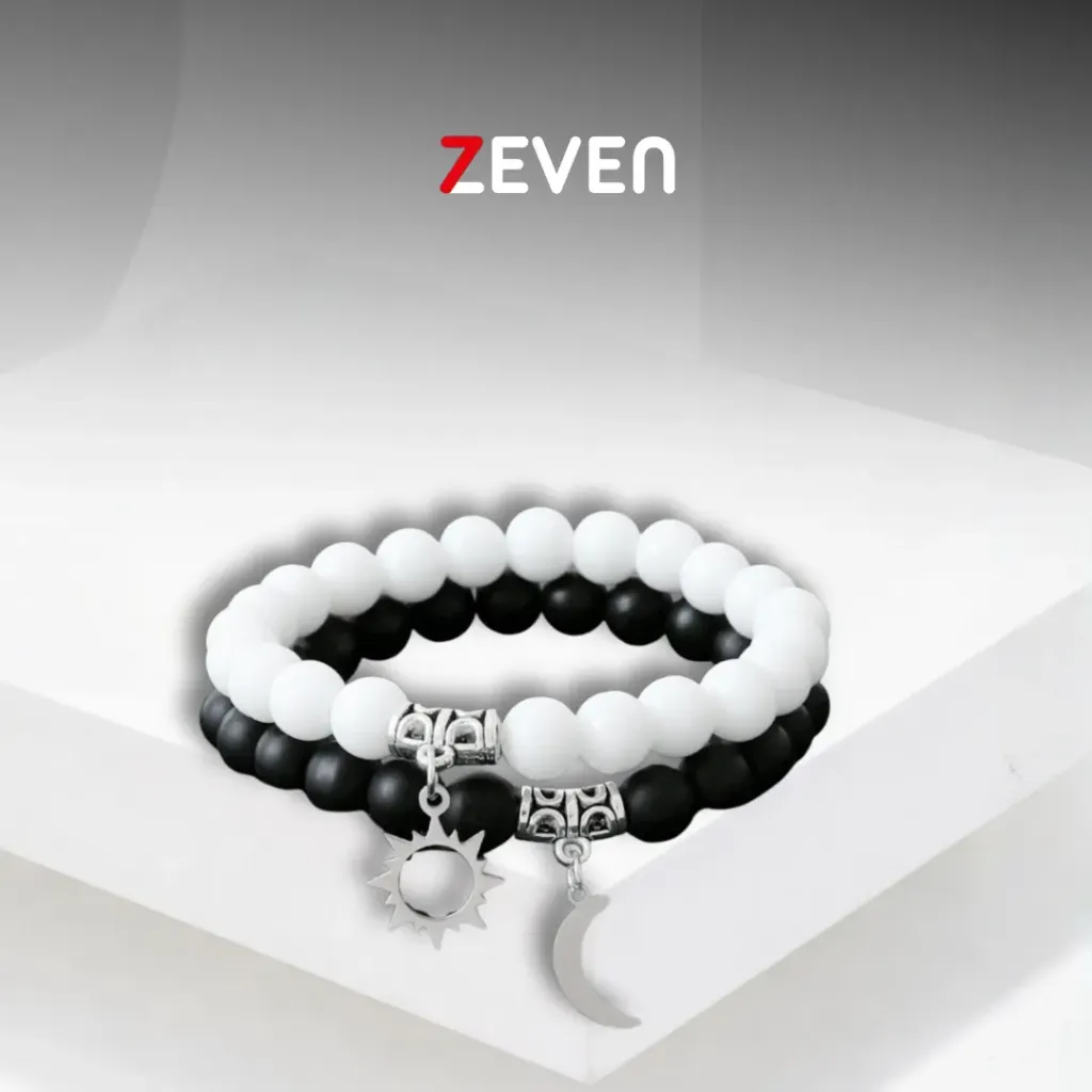 Set de pulseras de piedras blancas y negras con dije de SOL y LUNA