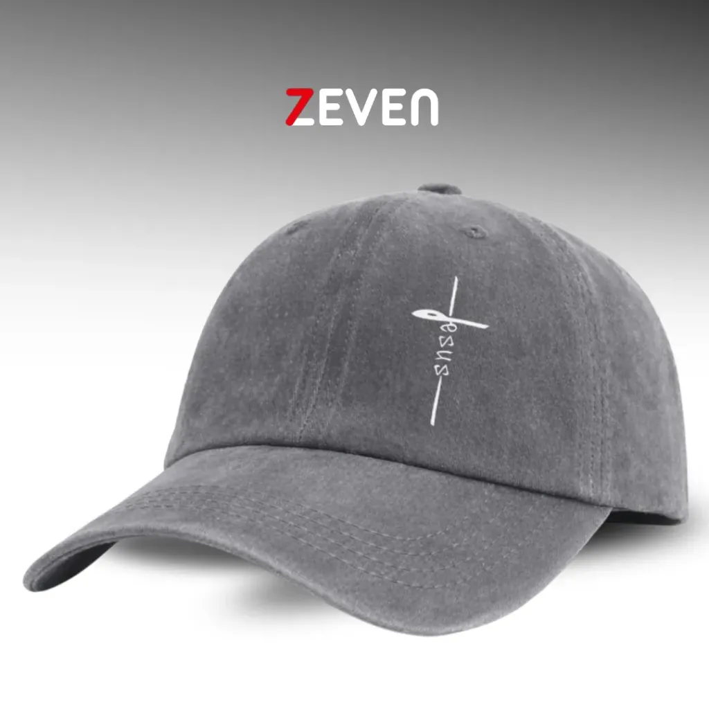 Gorra gris con palabra JESUS
