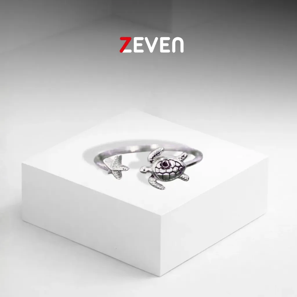 Anillo plateado con forma de tortuga