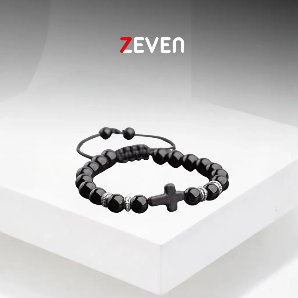 Pulsera ajustable de piedras volcánica con dije de cruz