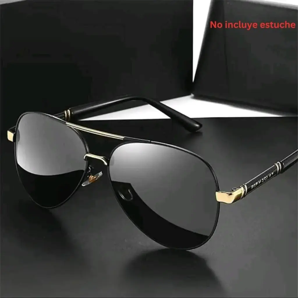 Gafas negras para hombre con detalle dorado 