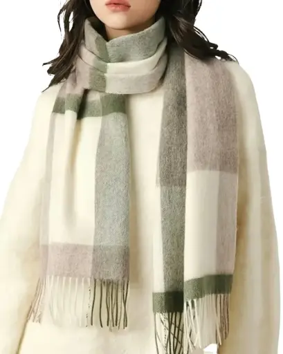 [BF004] Bufanda clara elegante