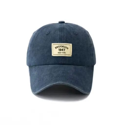 [OB007] Gorra azul marino con parche BROOKLYN 
